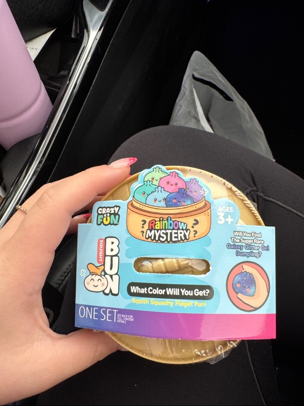 Crazy Fun Rainbow Mystery Bun - Gold Squishy
